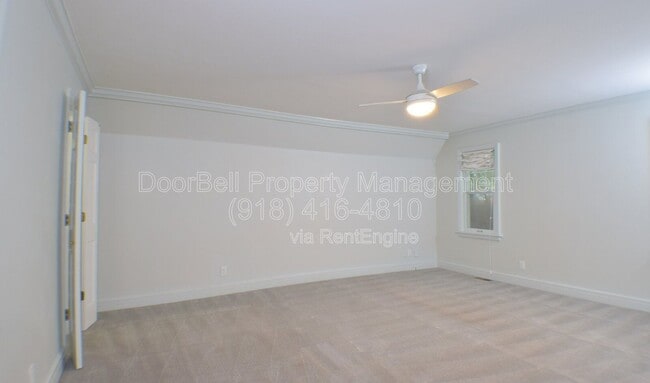 Building Photo - 255 E 27th Pl