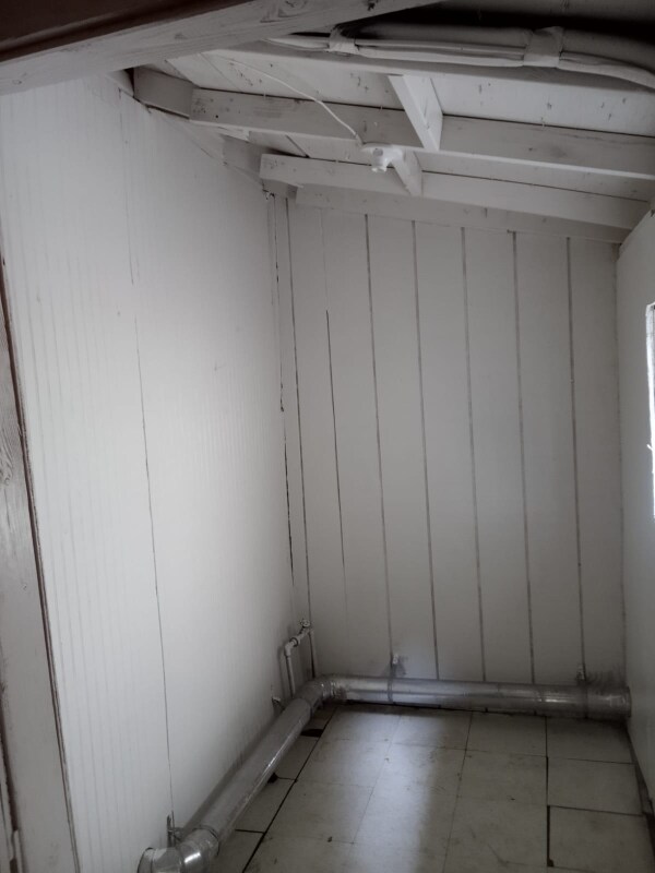 Building Photo - 134 Albert St