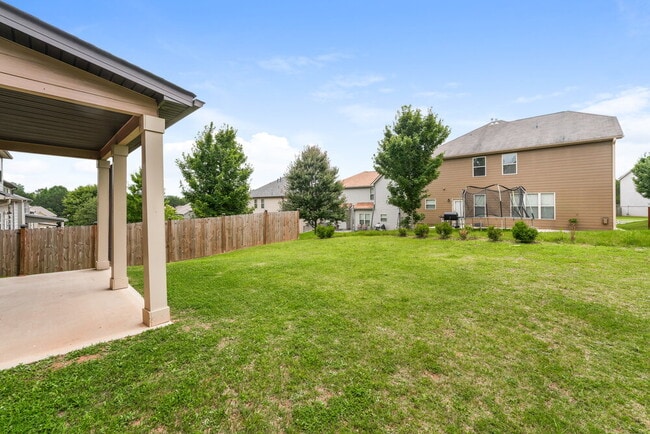 Building Photo - 4914 Rapahoe Trail
