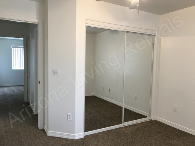 Building Photo - PERFECT CUL-DE-SAC HOME