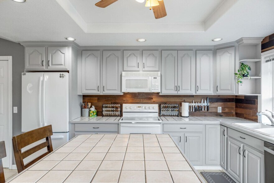 Building Photo - 25328 146th Ave SE