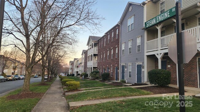 Building Photo - 110 Steam Engine Dr