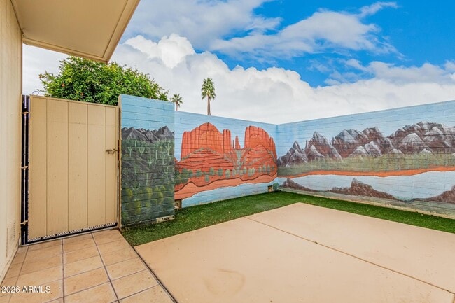 Building Photo - 16635 N 103rd Ave