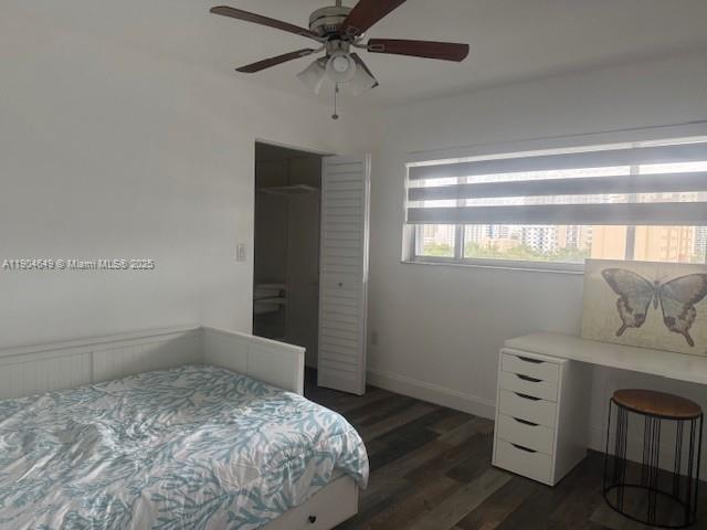 Building Photo - 1700 NW N River Dr