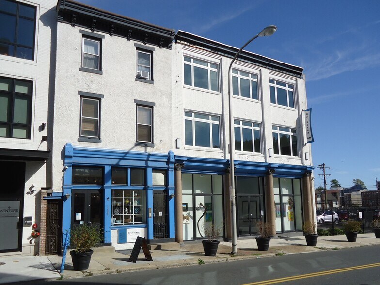 Exterior - 1355 Ridge Ave