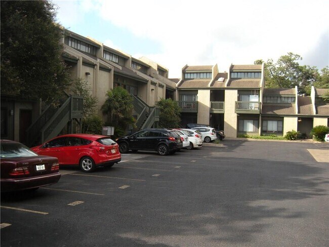 Building Photo - 601 Nelray Blvd