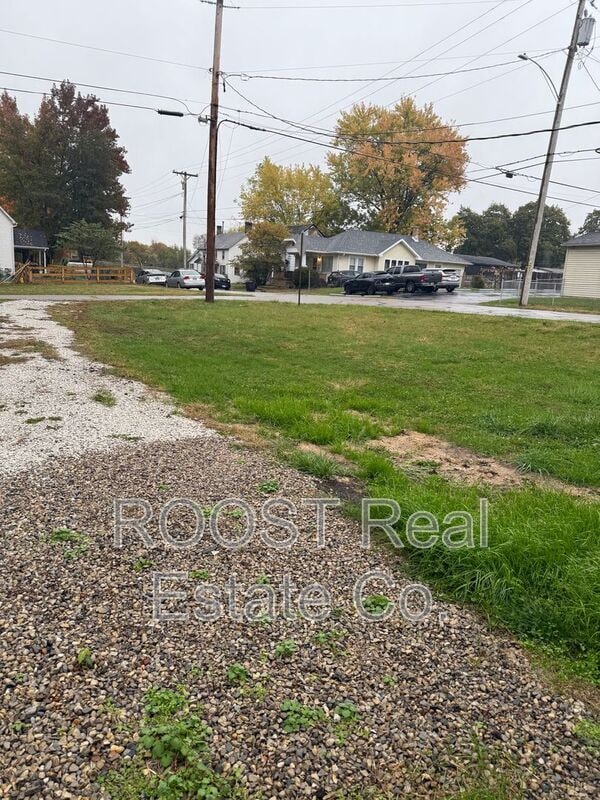 Building Photo - 202 W Ward St