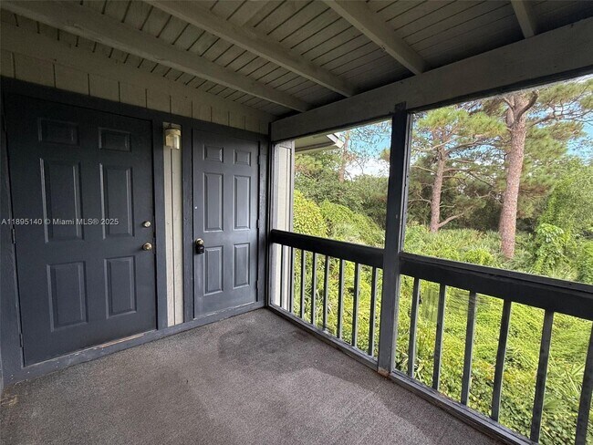 Building Photo - 8228 SE Croft Cir
