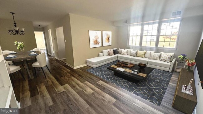 Building Photo - 816 South Ave