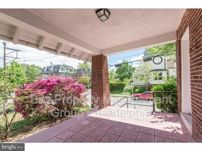 Building Photo - 501 E Mt Airy Ave