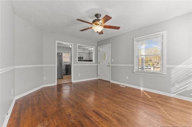 Building Photo - 1001 Anarine Rd