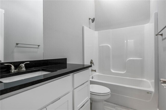 Building Photo - 652 Sun Meadows Loop