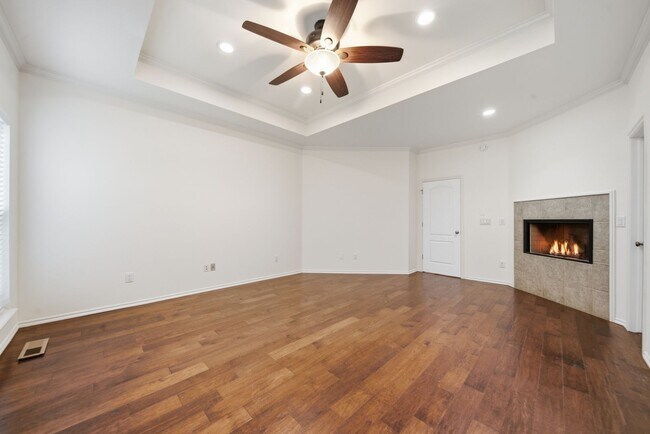 Building Photo - Spacious 5 Bedroom Home In Jenks West School District!