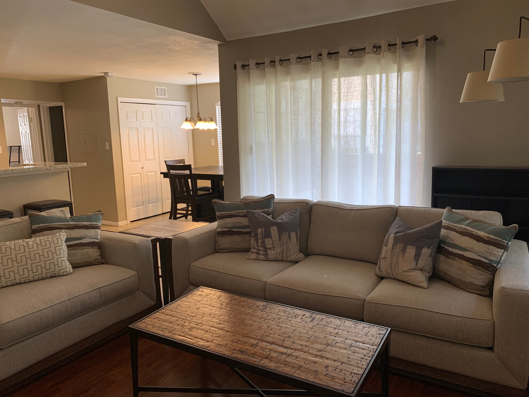 Building Photo - 2300 Old Spanish Trl