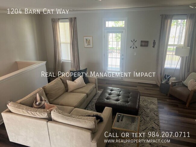 Building Photo - 1204 Barn Cat Way