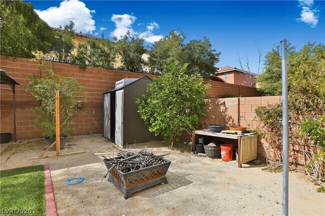 Building Photo - 10191 Cougar Crossing St