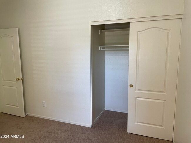 Building Photo - 7322 E Gallego Ln