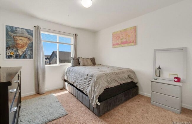 Building Photo - 504 Foxtail Pl
