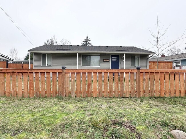 Building Photo - Single Family Home in SE Portland - Large ...