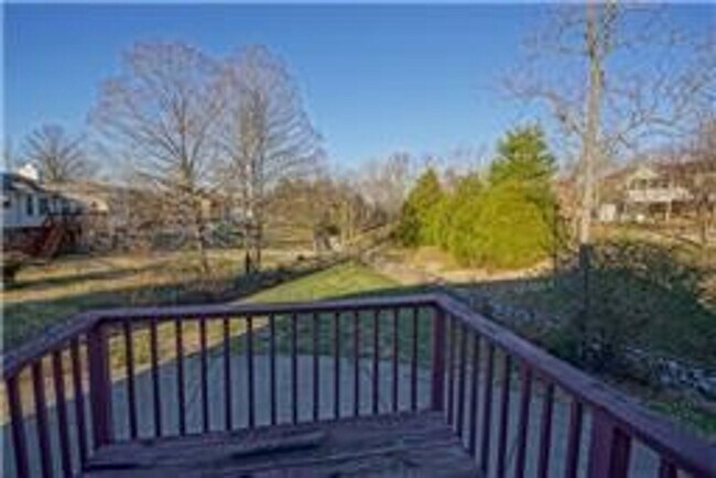 Building Photo - 309 Andrew Dr