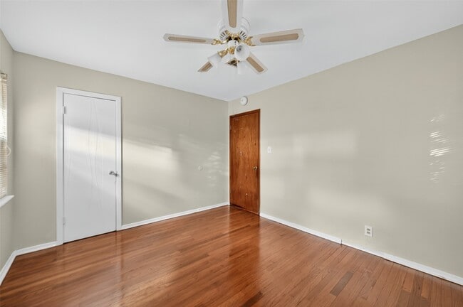 Building Photo - 3438 5th St