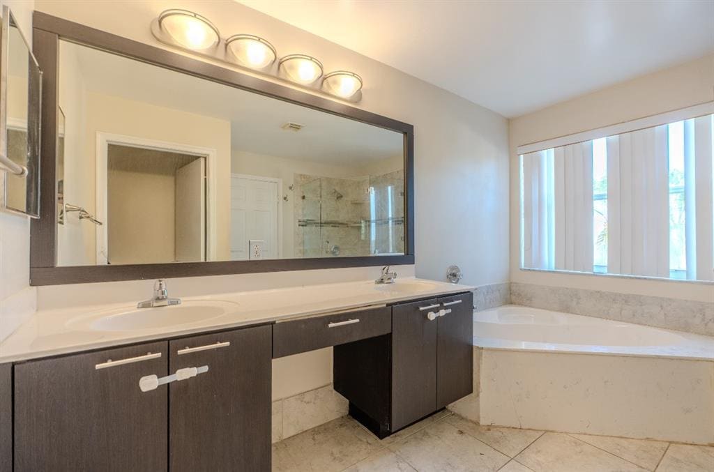 Building Photo - 19431 SW 2nd St