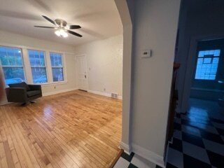 Building Photo - 822 E Auer Ave