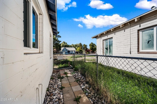 Building Photo - 3903 N 12th St