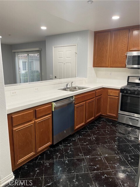 Building Photo - 15613 Lasselle St