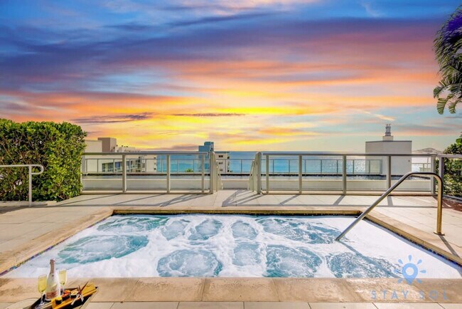 Building Photo - 777 N Ocean Dr