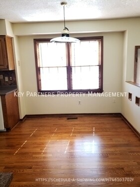 Building Photo - 7717 W 112th-