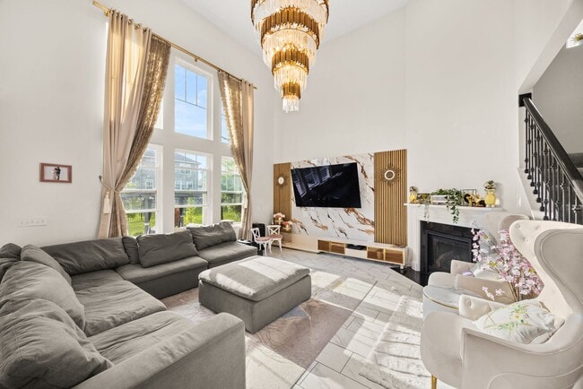 Building Photo - PARADISE IN PLAINFIELD's NORTHPOINTE