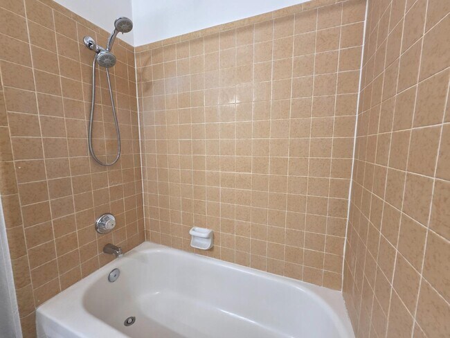 Building Photo - 2201 Monroe St