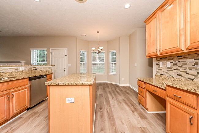 Building Photo - 308 Sunderland Way