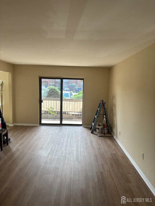 Building Photo - 101 Woodbridge Terrace