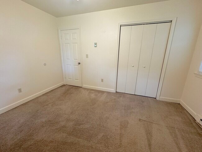 Building Photo - COME MEET YOUR NEW HOME!!!