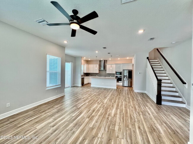 Building Photo - 7324 Beach Haven Pl