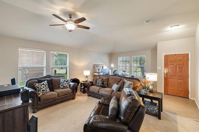 Building Photo - 5640 Lincolnwood Dr