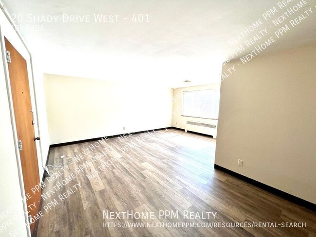 Building Photo - May 1st, Uptown Mt Lebanon 1 Bedroom w/ ga...