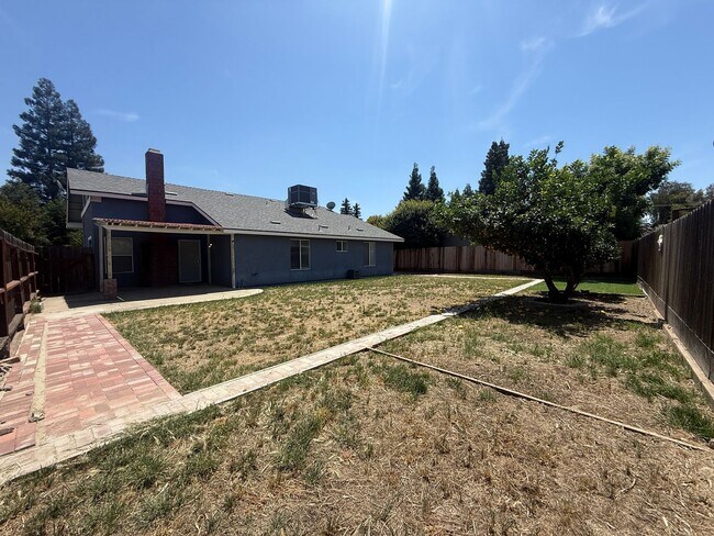 Building Photo - 1105 S Jeffrey Ct