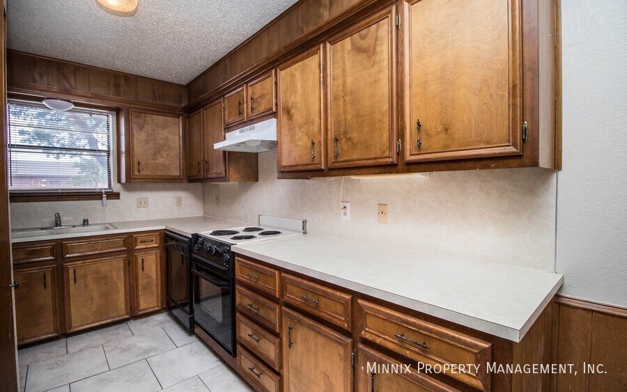 Building Photo - 6604 26th St