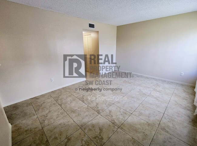 Building Photo - 12471 McGregor Blvd