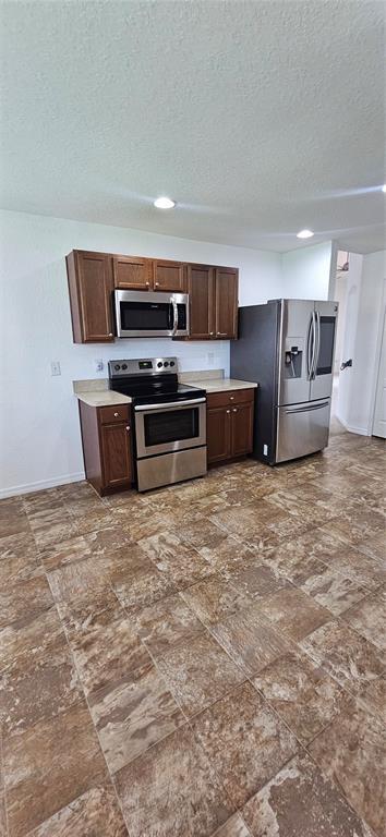 Building Photo - 240 Solis Dr