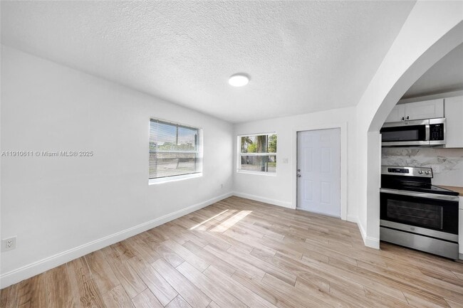 Building Photo - 6044 Funston St