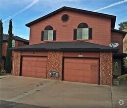 Building Photo - 7235 Royal Arms Dr