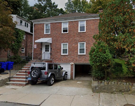 Building Photo - 95 Undine Rd