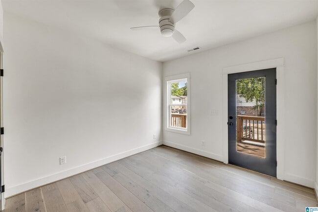 Building Photo - 4115 4th Ave S