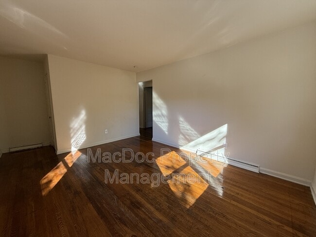 Building Photo - 1719 Lafayette Blvd