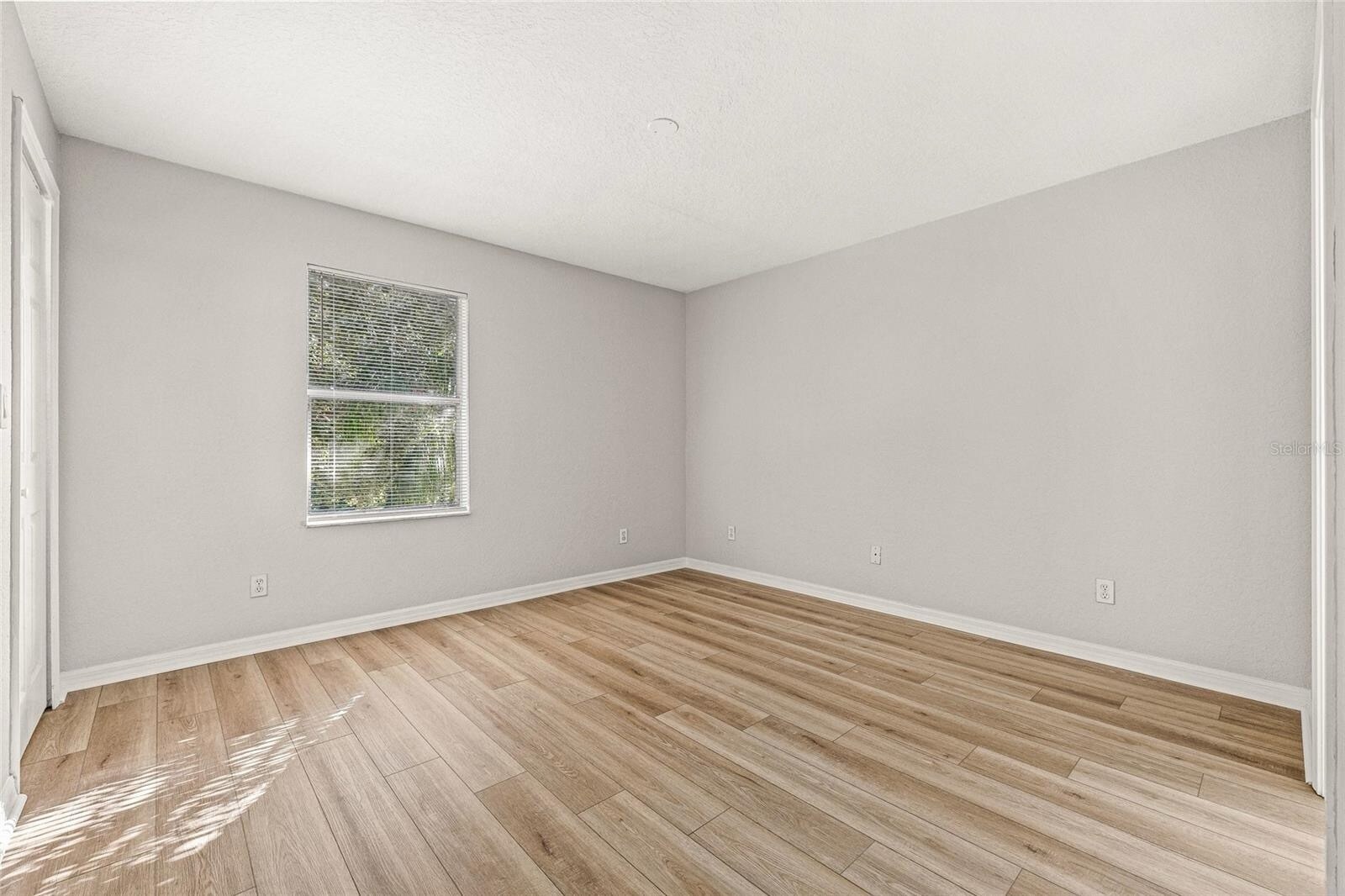 Building Photo - 10979 Winter Crest Dr