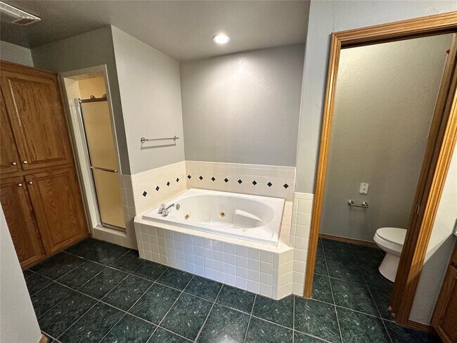 Building Photo - 1819 Duckhawk Ct